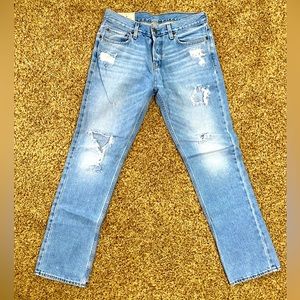 Mens hollister 32x32 slim straight distressed jean